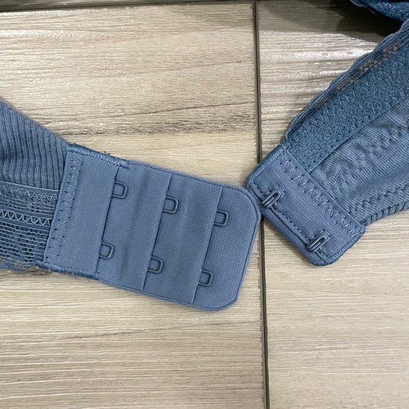 VICTORIA'S SECRET Blue T-Shirt Lightly Lined Cotton Demi Bra size 36D - Picture 3 of 12